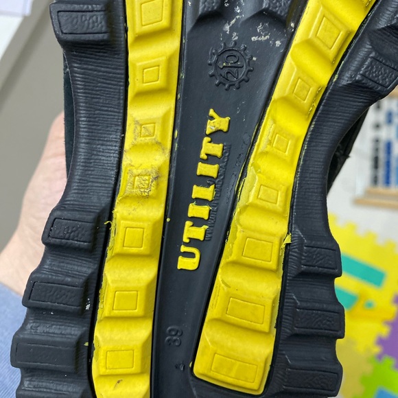 Utility Diadora,nubuck water-repellent low-cut shoe, aluminium 200J toe cap. - Picture 3 of 7